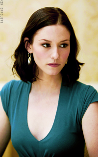 Chyler Leigh DCmbIjcg