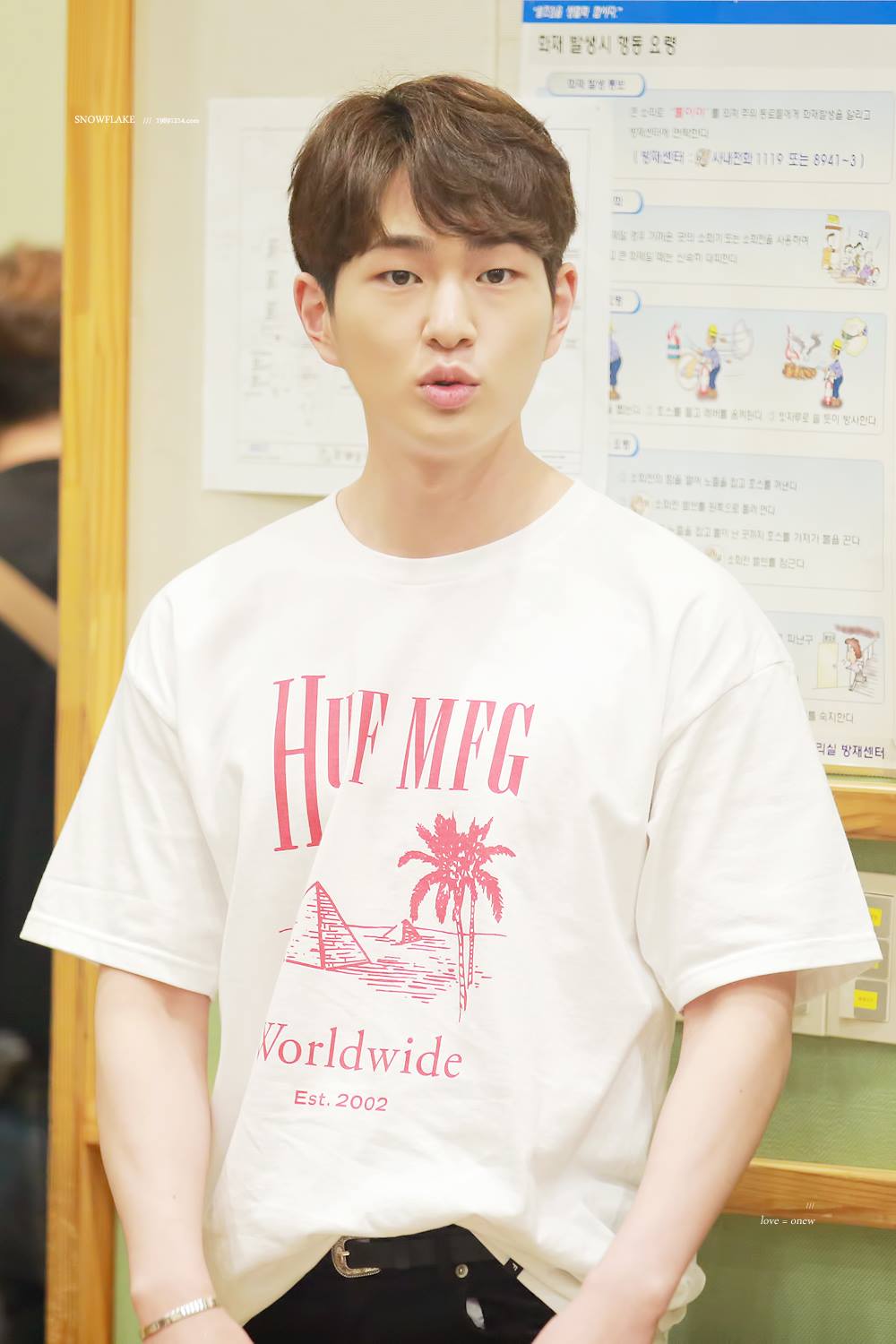 [IMG/160705] Onew @ DJ Especial - KBS Sukira Kiss The Radio DWoYAKBA