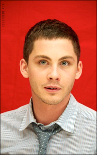 Logan Lerman DueSSmYf