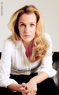 Gillian Anderson EboXtFte