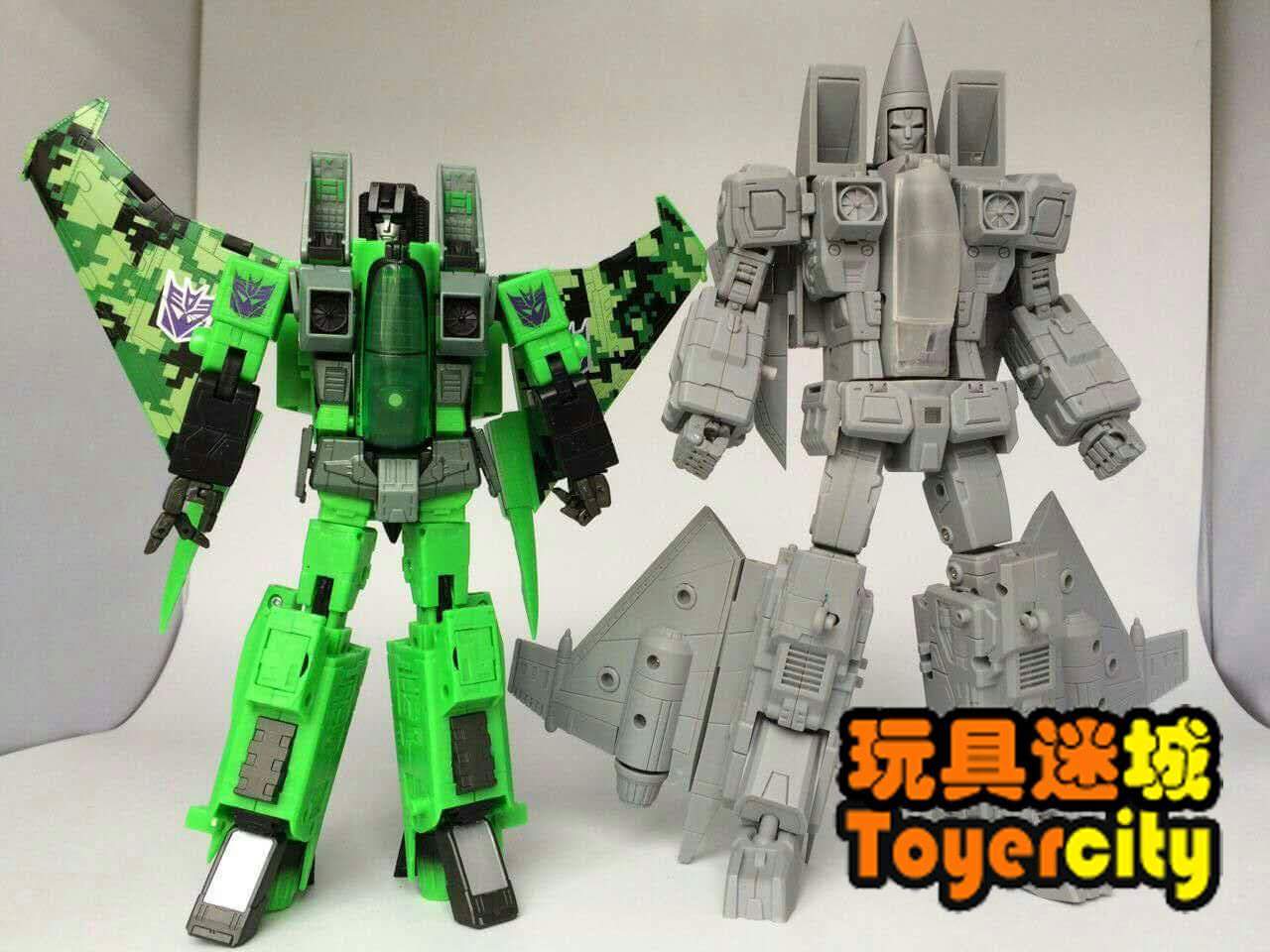 [Masterpiece Tiers] TOYWORLD TW-07 aka RAMJET - Sortie ??? - Page 2 FBXFwBEO