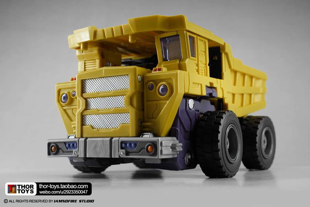 [Toyworld] Produit Tiers - Jouet TW-C Constructor aka Devastator/Dévastateur (Version vert G1 et jaune G2) - Page 8 Fp9TFbFR