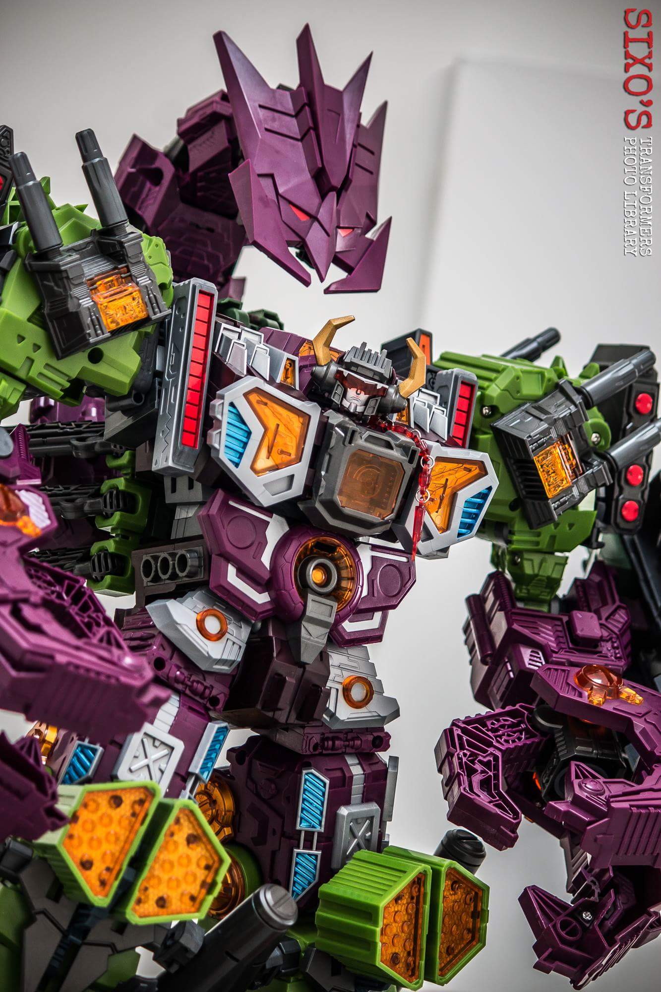 [Masterpiece Tiers] MAKETOYS MCB-03 PANDINUS aka SCORPONOK - Sortie Avril 2016 - Page 4 Fv6nqJ3B