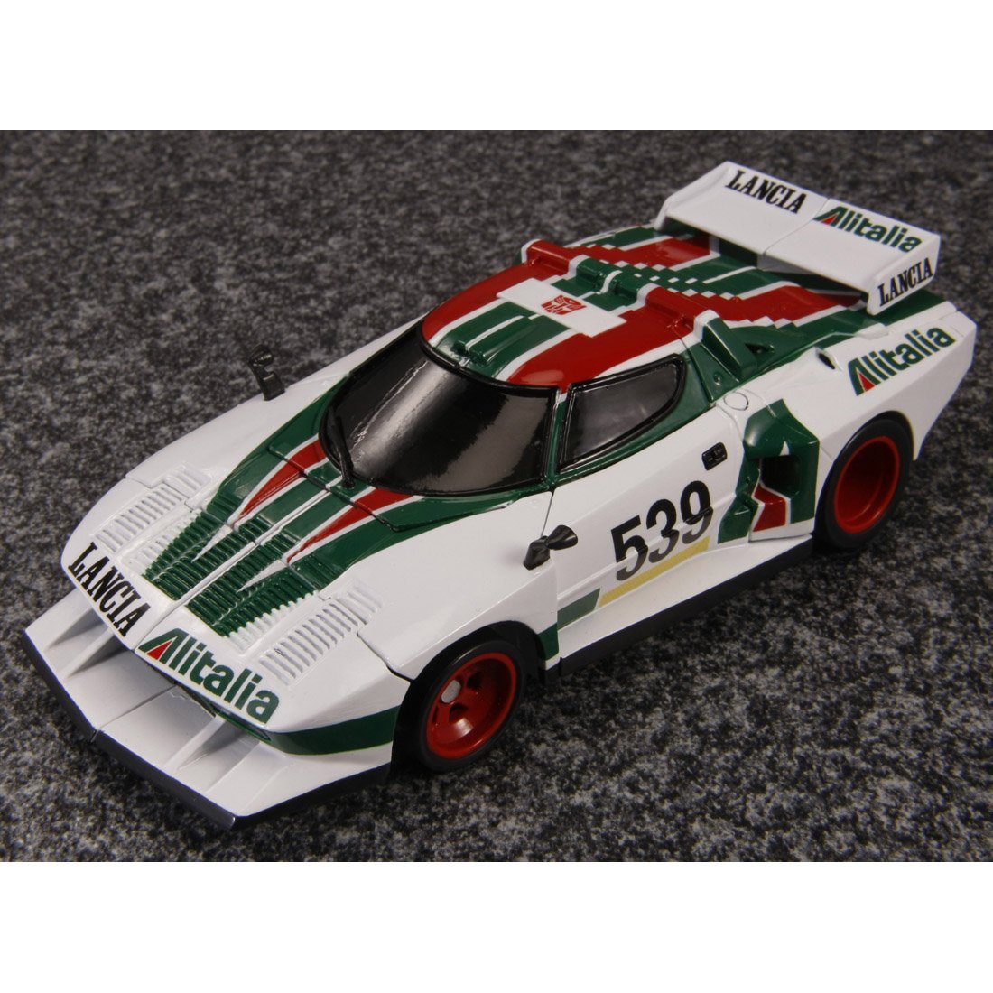 [Masterpiece Takara Tomy] MP-20 WHEELJACK - Sortie Septembre 2014 - Page 2 G83W4hQT