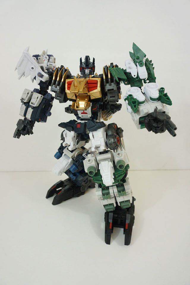 [Combiners Tiers] FANSPROJECT SAURUS RYU-OH aka DINOKING - Sortie 2015-2016 GAjtOaUE