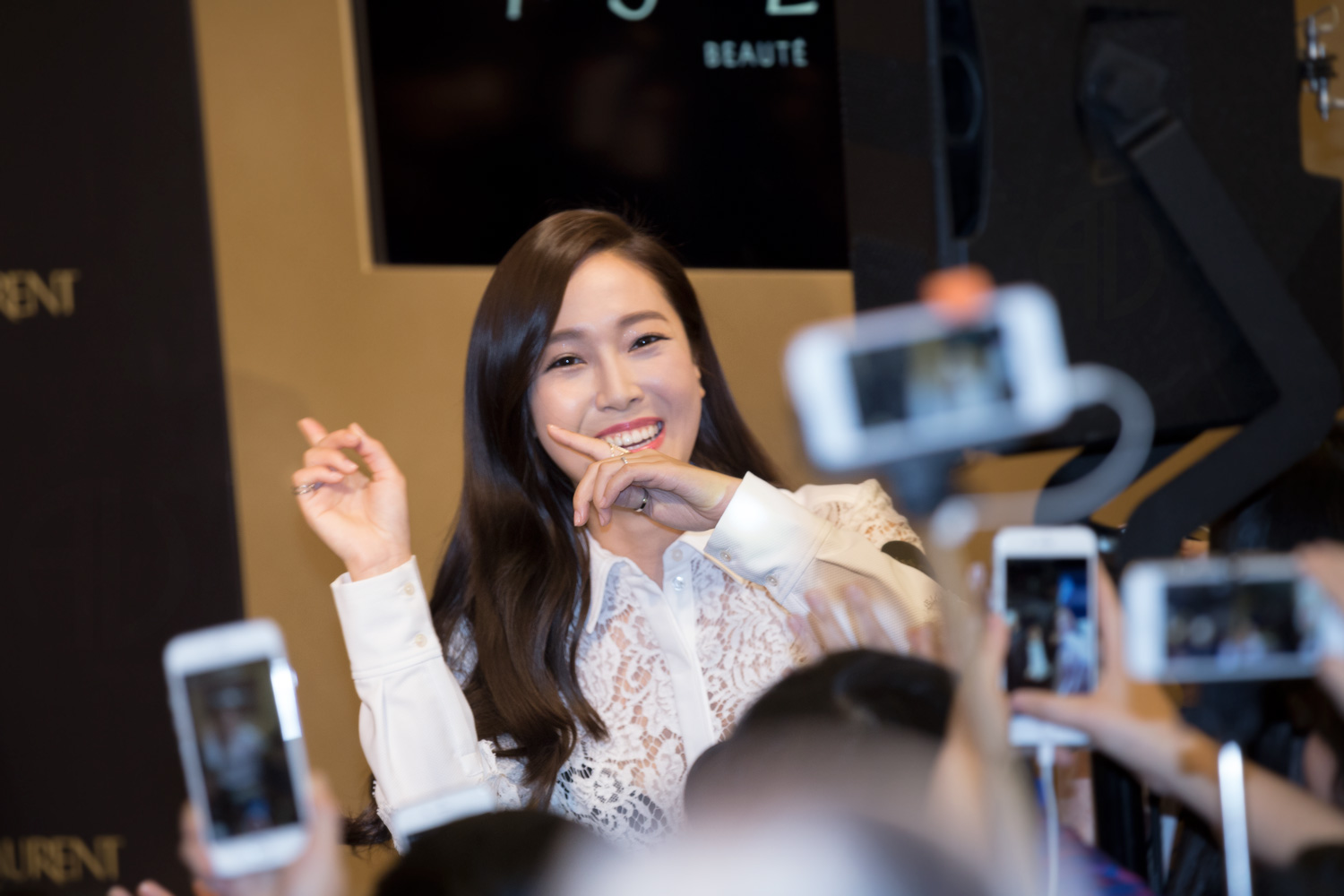 [150128] Jessica — Evento de YSL X Google Glass GRlJWizC