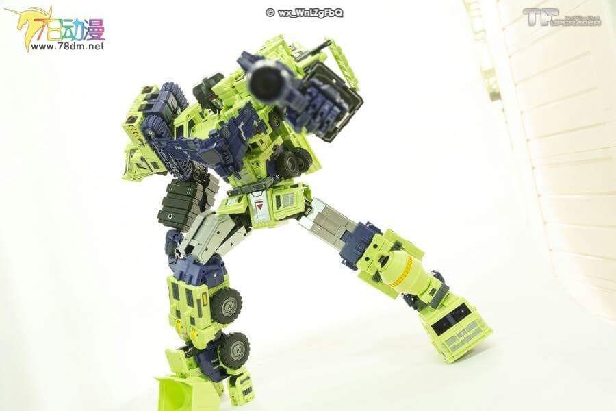 [Combiners Tiers] TOYWORLD TW-C CONSTRUCTOR aka DEVASTATOR - Sortie 2016 - Page 16 GedayWx9