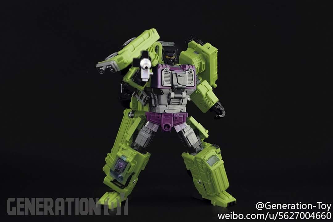 [Combiners Tiers] GENERATION-TOY GRAVITY BUILDER aka DEVASTATOR - Sortie 2015-2016 - Page 10 GenyQ68n