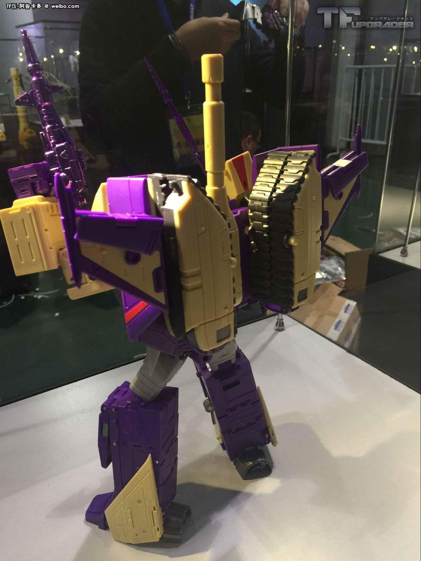 [DX9toys] Produit Tiers D-08 Gewalt - aka Blitzwing/Le Blitz Gx6tKazQ