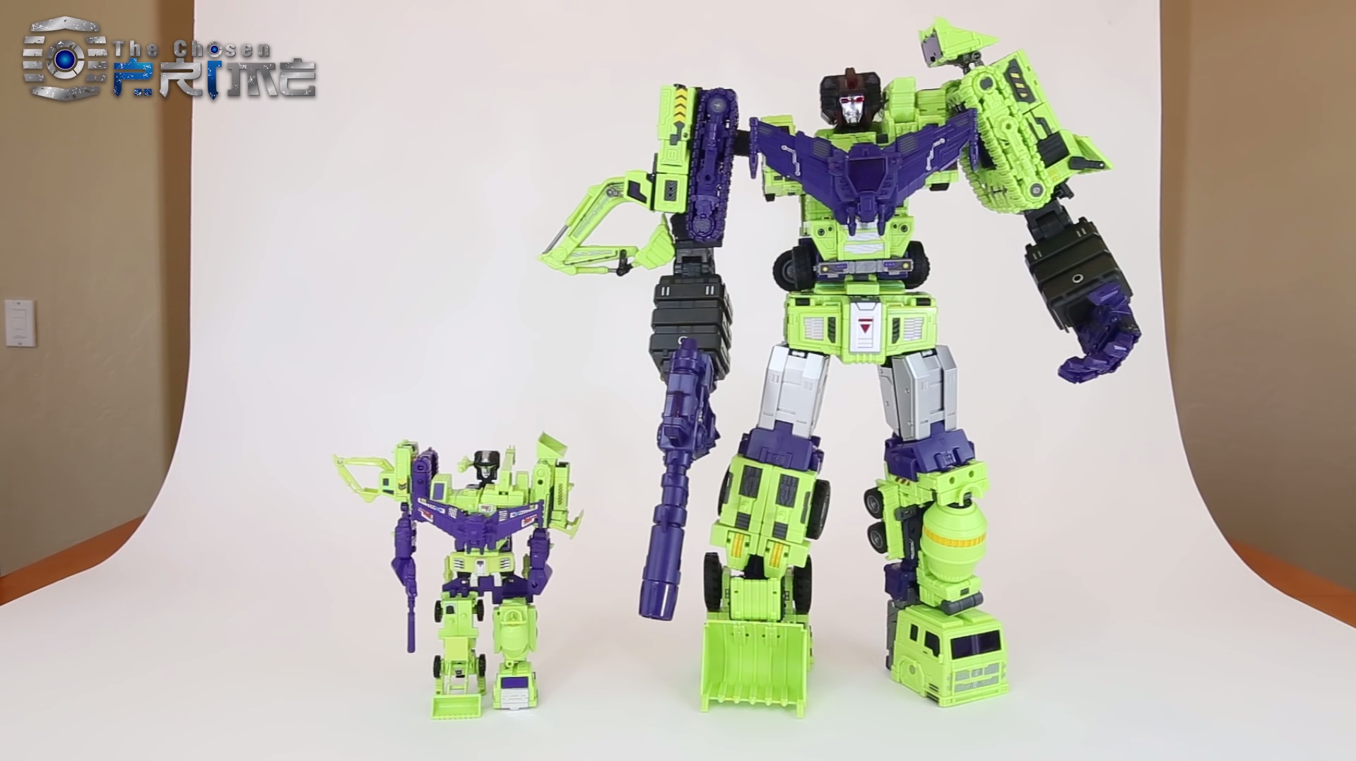 [Toyworld] Produit Tiers - Jouet TW-C Constructor aka Devastator/Dévastateur (Version vert G1 et jaune G2) - Page 8 HdG8OVvF