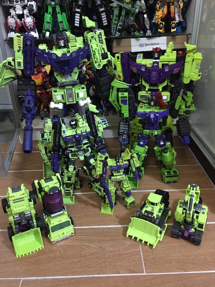 [Combiners Tiers] TOYWORLD TW-C CONSTRUCTOR aka DEVASTATOR - Sortie 2016 - Page 15 Hj7DQDad