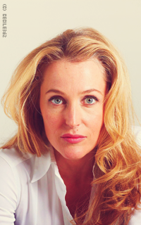 Gillian Anderson HpRPUSyb