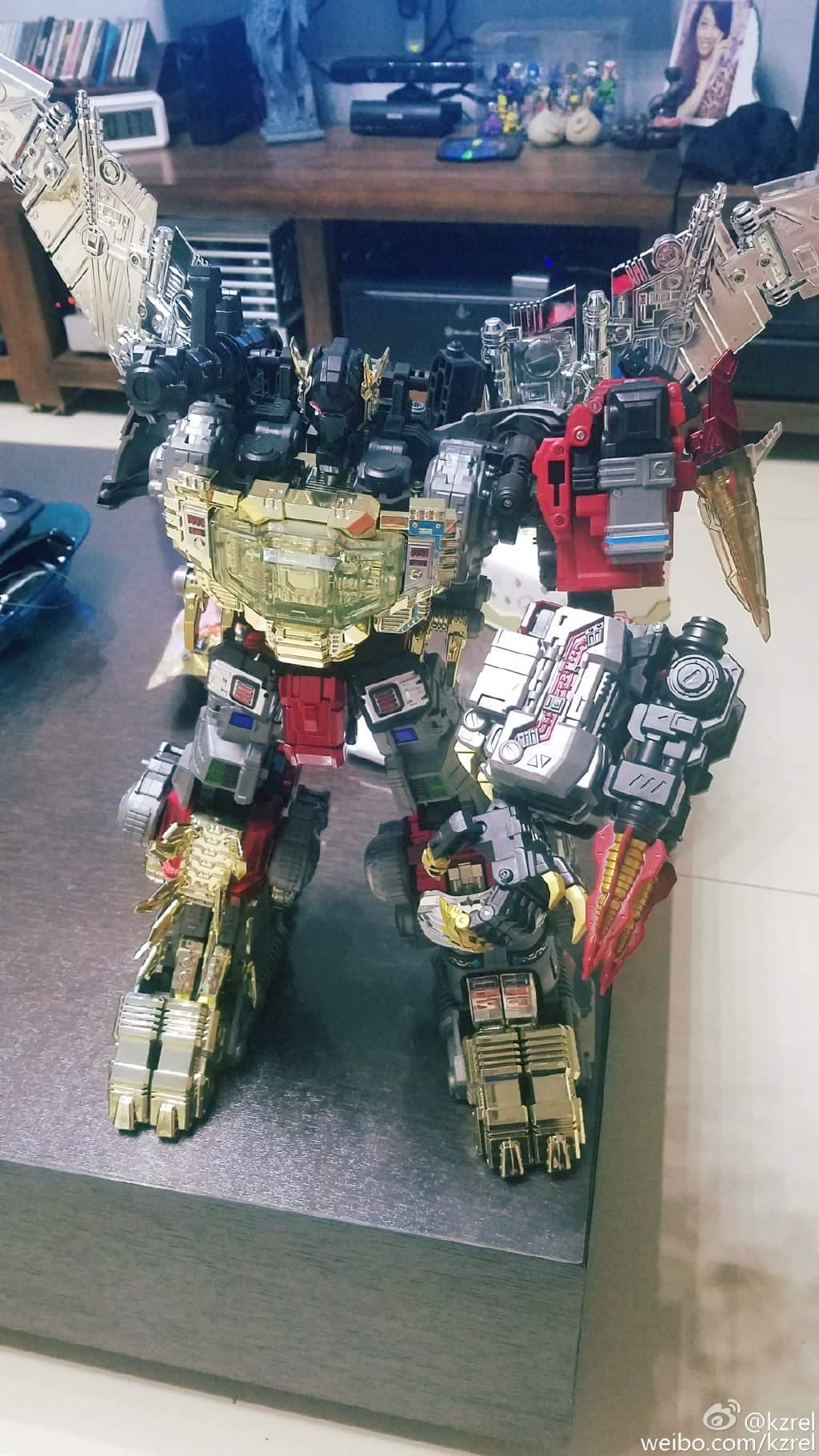 [Combiners Tiers] G-CREATIONS SHURAKING aka COMBINER DINOBOT - Sortie 2015-2016 - Page 8 Invxq2Qf