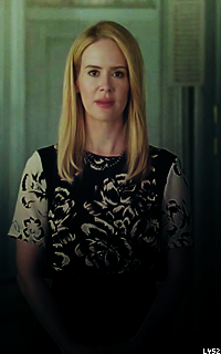 Sarah Paulson  J2zODW3A