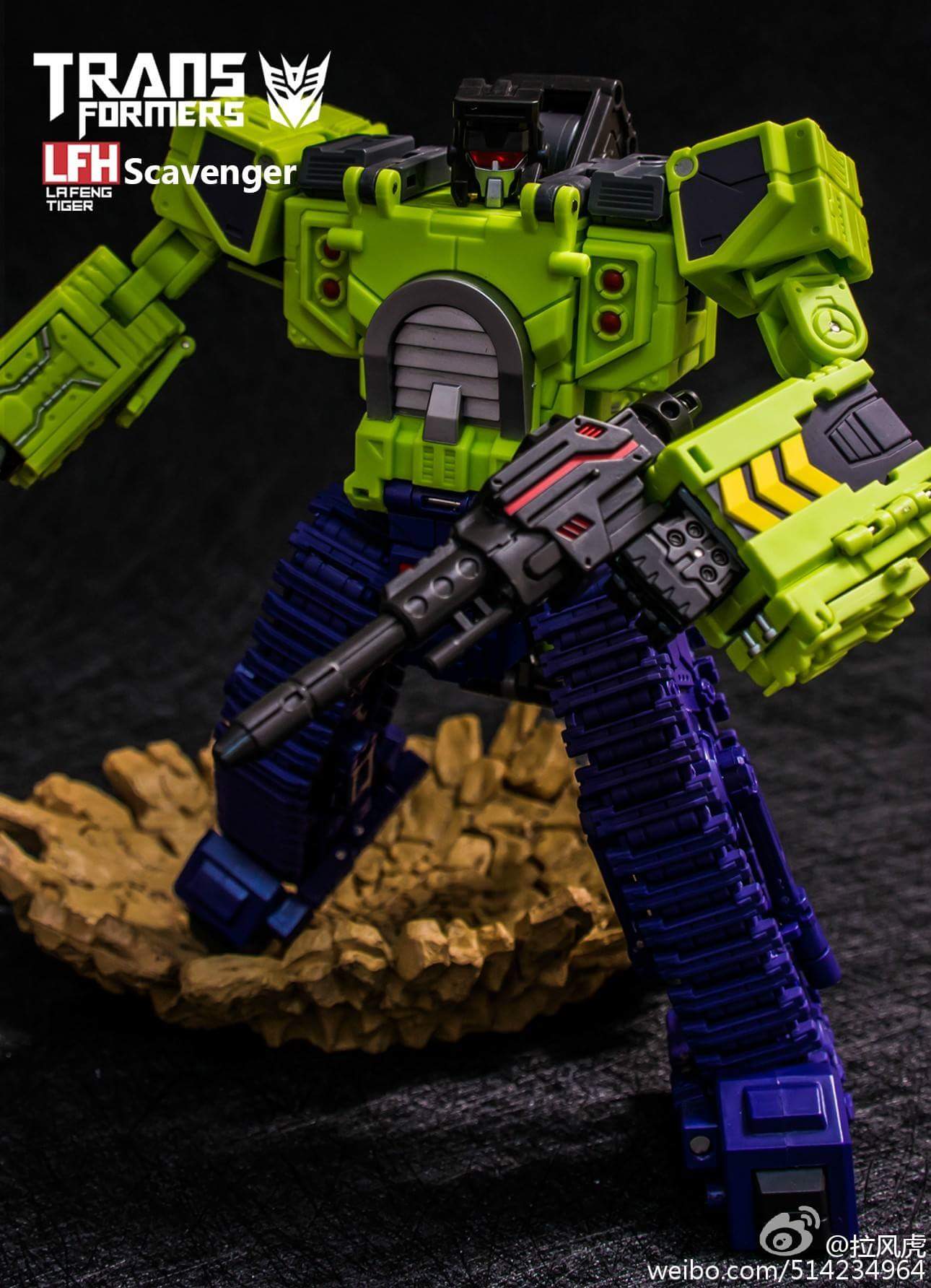 [Toyworld] Produit Tiers - Jouet TW-C Constructor aka Devastator/Dévastateur (Version vert G1 et jaune G2) - Page 3 J8WtI2qH