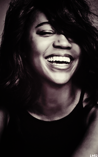 Aja Naomi King JK6QmbBF