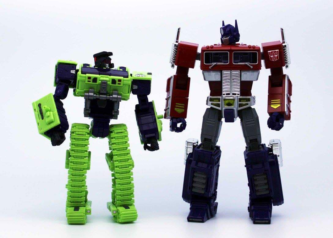 [Toyworld] Produit Tiers - Jouet TW-C Constructor aka Devastator/Dévastateur (Version vert G1 et jaune G2) - Page 3 JjFFMW4R