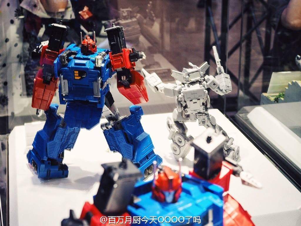 [Masterpiece Takara Tomy] MP-31 DELTA MAGNUS - Sortie Aout 2016 - Page 2 KUlAYUiI