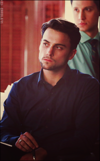 Jack Falahee KV5IHR1k