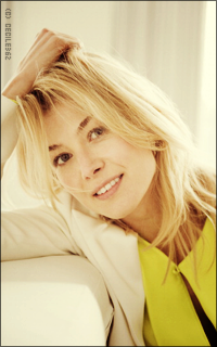 Rosamund Pike KcTWXhOD