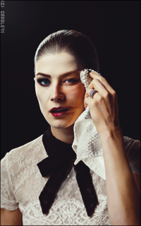 Rosamund Pike KvPg7gFW