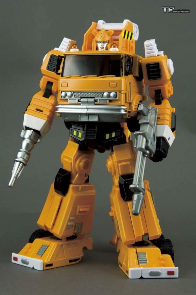 [Masterpiece Tiers] MAKETOYS MTRM-05 WRESTLE aka GRAPPLE - Sortie Debut 2016 - Page 2 Lj2mEG7q