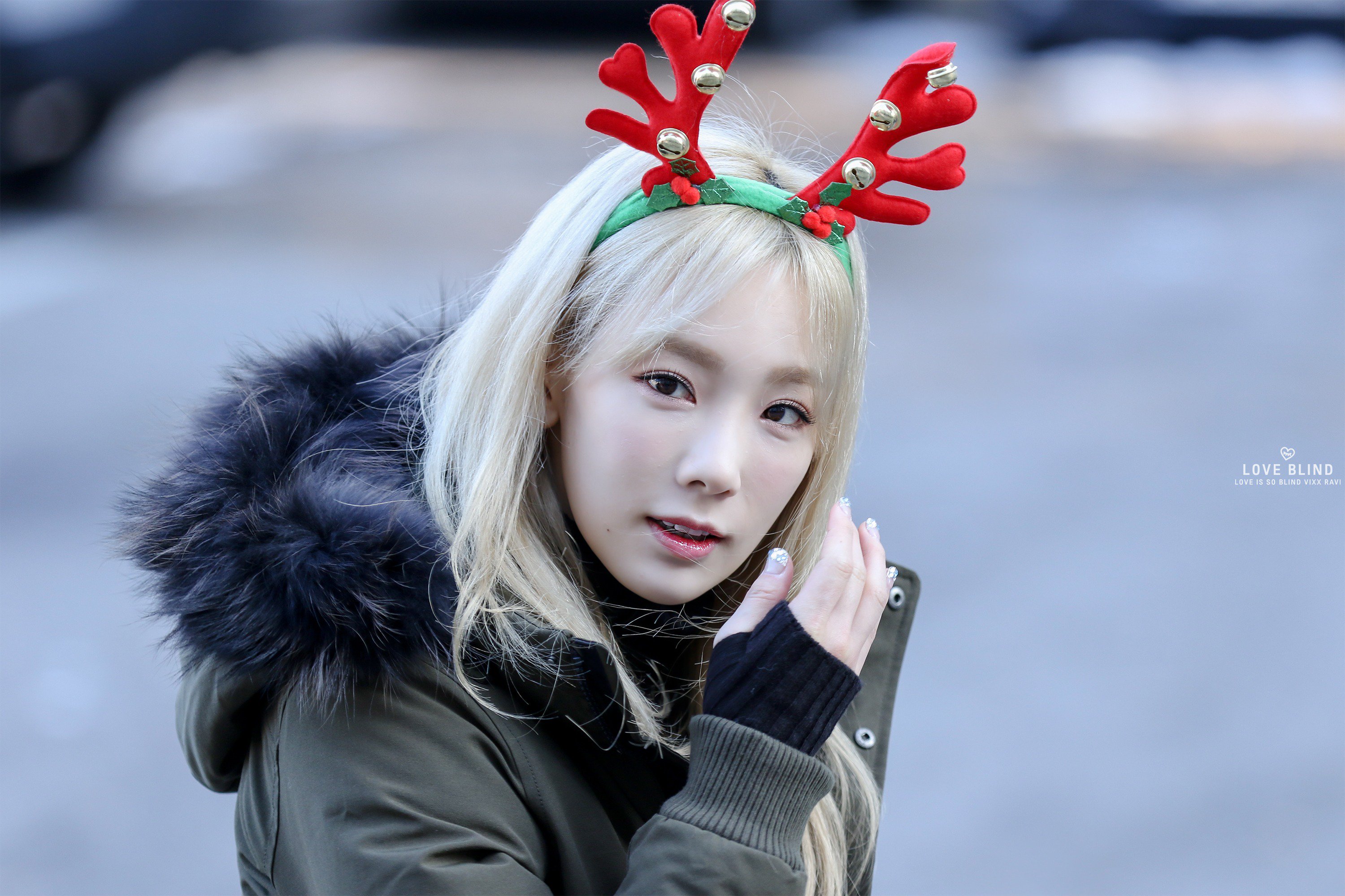 [PIC][04-12-2015]Hình ảnh mới nhất từ chuỗi quảng bá cho Mini Album "Dear Santa" của TaeTiSeo LmKfLUT3