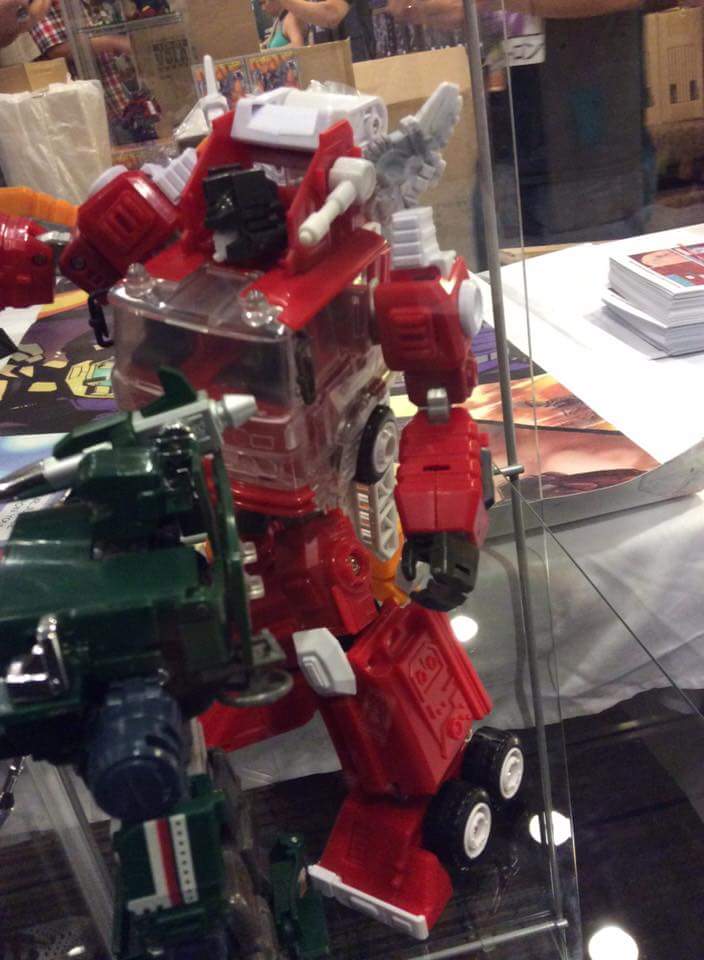 [Maketoys] Produit Tiers - MTRM-03 Hellfire (aka Inferno) et MTRM-05 Wrestle (aka Grapple/Grappin) LqMSZLAE