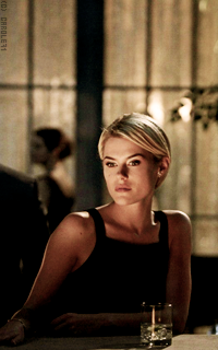 Rachael Taylor LwN6LKQo