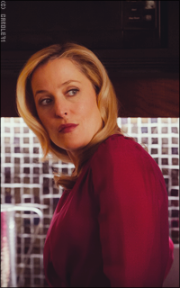 Gillian Anderson MEJgtxvO