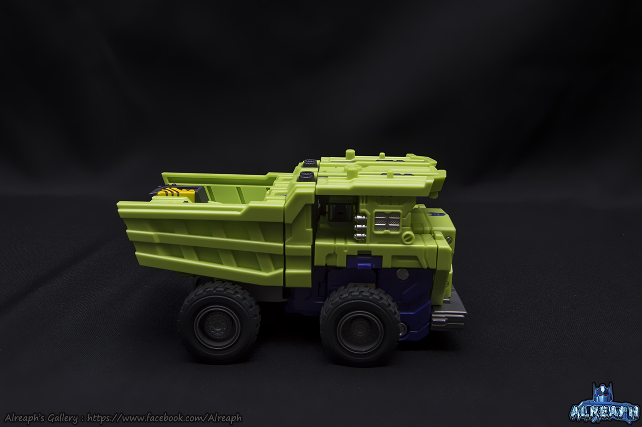 [Combiners Tiers] TOYWORLD TW-C CONSTRUCTOR aka DEVASTATOR - Sortie 2016 - Page 16 MFG4P6Ha