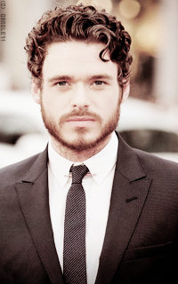 Richard Madden MoW2jed4