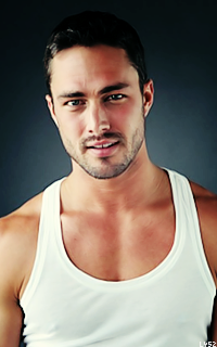 Taylor Kinney MyUZ2grp