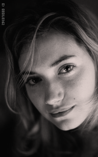 Imogen Poots OtrWh697