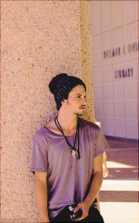 Shiloh Fernandez PhGG3gtd