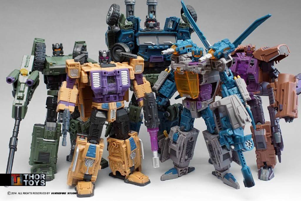 [Combiners Tiers] WARBOTRON WB-01 aka BRUTICUS - 2014-2015 - Page 3 Pi1ESR1t