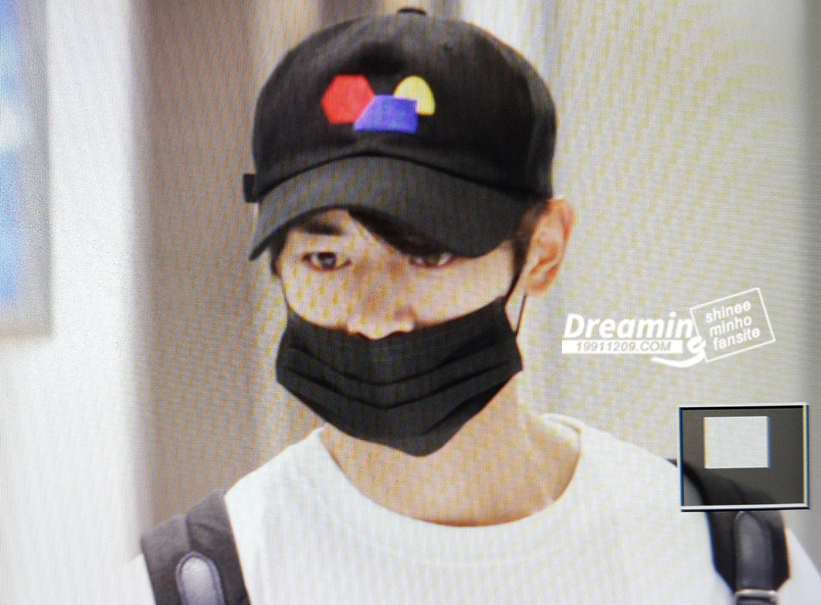 [IMG/160716] Minho @ Aeropuerto Incheon. Q4hbcUj4