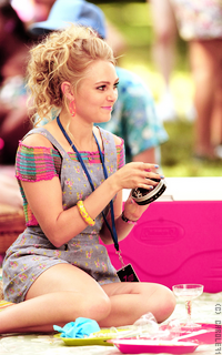 Annasophia Robb QNwJzpWM