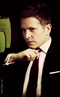 Matt Czuchry QNxLVkek