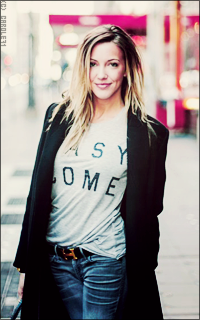 Katie Cassidy R8Ci4Vpz