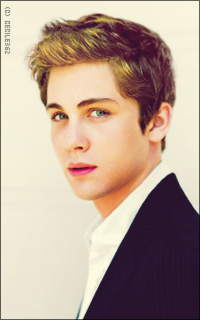 Logan Lerman RAEQMRDD