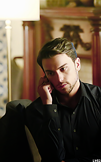 Jack Falahee RL0Z2CmU