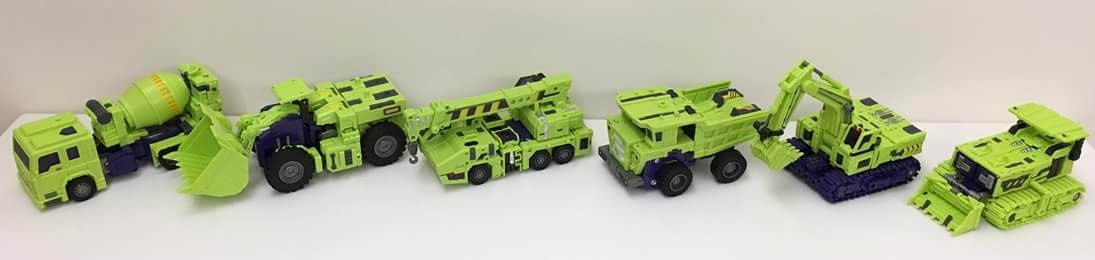 [Combiners Tiers] TOYWORLD TW-C CONSTRUCTOR aka DEVASTATOR - Sortie 2016 - Page 15 RLO5ktQn