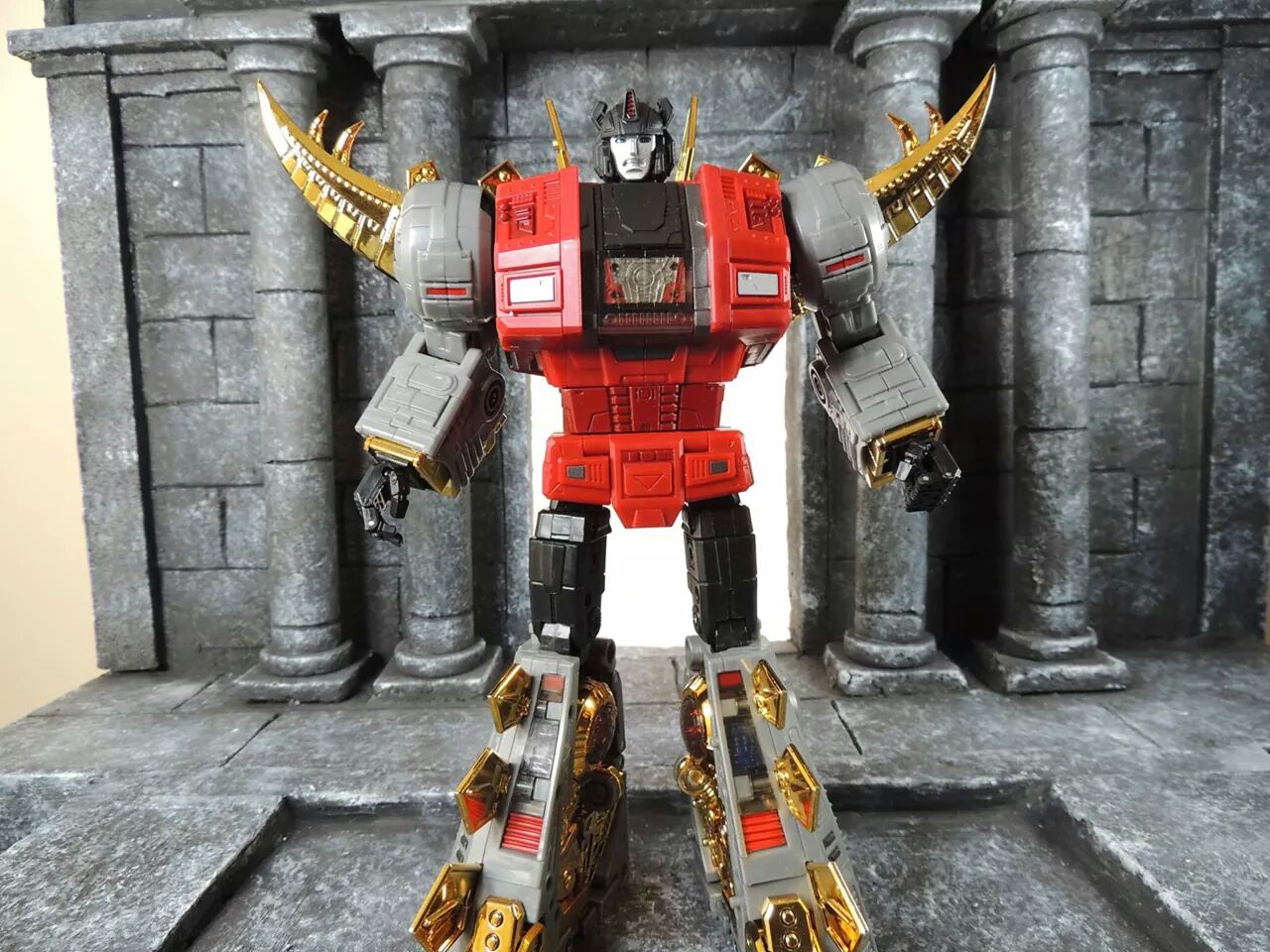 [Masterpiece Tiers] FANSTOYS FT-06 SEVER aka SNARL - Sortie Juin 2015 RyxGWgtl