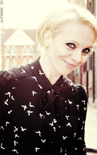 Amanda Abbington SIYr7bWg