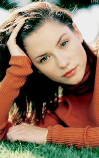 Chyler Leigh Sh1mMfbn