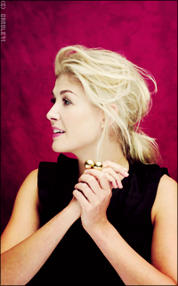 Rosamund Pike TfYr8xuQ