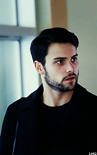 Jack Falahee TnPhnWx9