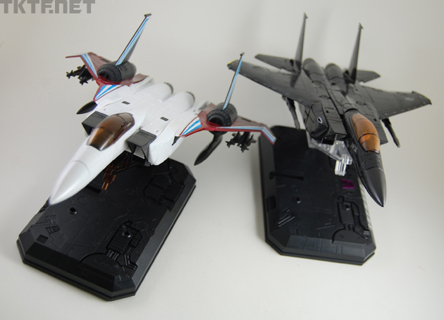 [Masterpiece Tiers] IGEAR PP03J JET aka RAMJET- Sortie Mai 2011 TnlPWAQi