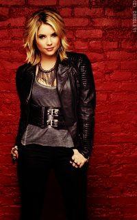 Ashley Benson Va0MDx6F